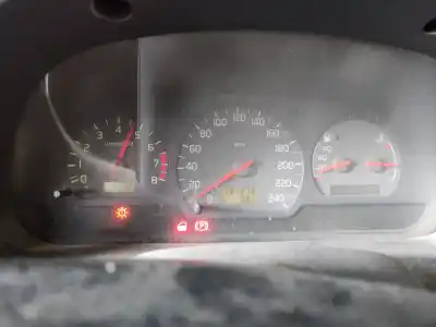 Second-hand car spare part dashboard for volvo v40 familiar 1.6 oem iam references   