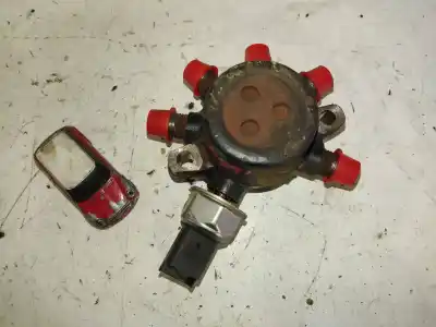 Автозапчастина б/у рампа инжектора для renault kangoo (f/kc0) 1.5 dci diesel посилання на oem iam 8200379933  