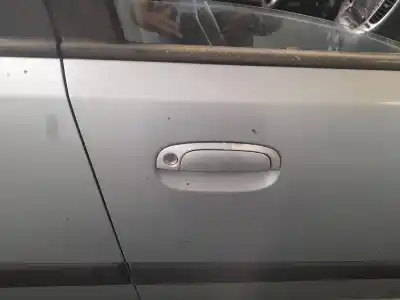 Автозапчастина б/у зовнішня ручка передня прав для kia rio 1.5 crdi посилання на oem iam   