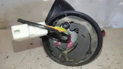 Peça sobressalente para automóvel em segunda mão espelho retrovisor esquerdo por dacia logan ambiance referências oem iam  5 cables 