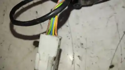 Peça sobressalente para automóvel em segunda mão espelho retrovisor esquerdo por dacia logan ambiance referências oem iam  5 cables 