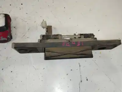 Second-hand car spare part tailgate back door handle for kia carens 2.0 crdi ex monovolumen oem iam references 