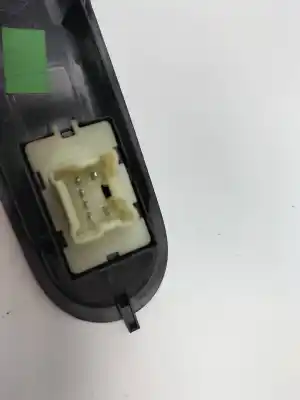 Second-hand car spare part right front power window switch for dacia duster ambiance 4x4 oem iam references   