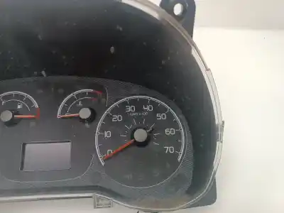 Peça sobressalente para automóvel em segunda mão quadrante por fiat doblo active referências oem iam 5550011005  5550011005