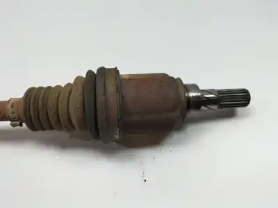 Second-hand car spare part rear left transmission for dacia duster ambiance 4x4 oem iam references 396004652r  2014287