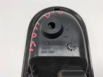 Second-hand car spare part interior right front handle for dacia duster ambiance 4x4 oem iam references 8200733847  0509701