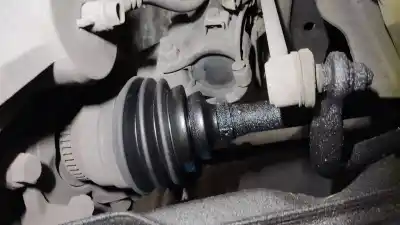 Second-hand car spare part front right transmission for kia cerato 2.0 lx crdi berlina oem iam references 