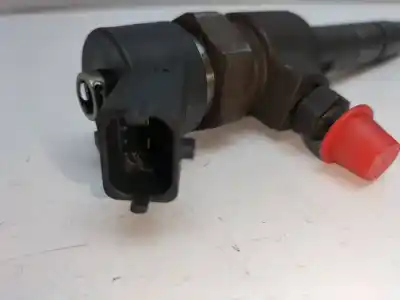 Pezzo di ricambio per auto di seconda mano iniettore per fiat stilo (192) 1.9 jtd / 1.9 jtd 115 active riferimenti oem iam 0445110068  0445110068