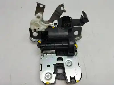 Second-hand car spare part trunk lock for seat arona xcellence edition oem iam references 5f0827505  