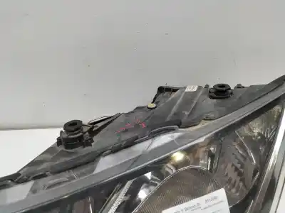 Second-hand car spare part left headlight for seat leon st (5f8) reference ecomotive oem iam references 5f1941005a  90010798