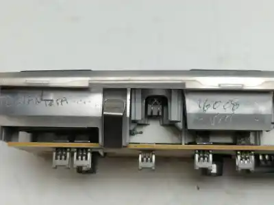 Pezzo di ricambio per auto di seconda mano luce interna per bmw serie 7 (e65/e66) 730d riferimenti oem iam 63318379699  