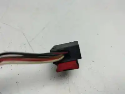 Pezzo di ricambio per auto di seconda mano retrovisore destro per audi a3 (8p) 2.0 tdi ambiente riferimenti oem iam 8p1858532g 5 cables 8p1858532g