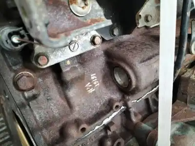 Second-hand car spare part complete engine for opel movano 3.0 cdti oem iam references zd30 10100db001 038371 