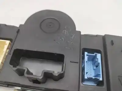 Peça sobressalente para automóvel em segunda mão comando de sofagem (chauffage / ar condicionado) por renault clio iii exception referências oem iam 8200296683  