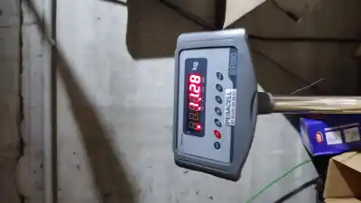 Автозапчастина б/у шина для mitsubishi outlander (cw0) 2.0 di-d intense посилання на oem iam j18x7jj 38 j18x7jj 38 