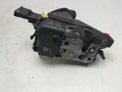 Peça sobressalente para automóvel em segunda mão fechadura da porta traseira direita por citroen c3 business referências oem iam 732315