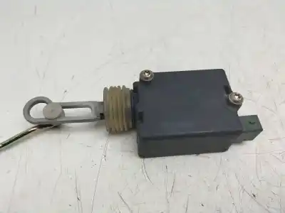 Pezzo di ricambio per auto di seconda mano motore chiusura cancello centralizzato per audi a4 berlina (b5) 2.5 v6 24v tdi riferimenti oem iam 8d5962115b