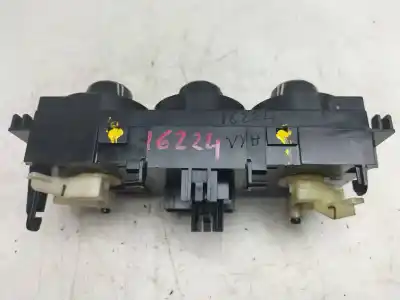 Peça sobressalente para automóvel em segunda mão comando de sofagem (chauffage / ar condicionado)  por citroen c3 business referências oem iam x8032001  400018004