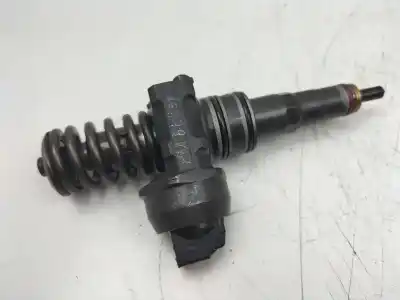 Recambio de automóvil de segunda mano de INYECTOR para SEAT IBIZA (6J5)  referencias OEM IAM 038130073BP  