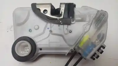 Second-hand car spare part front right door lock for toyota aygo x-play oem iam references 