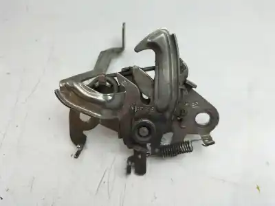 Second-hand car spare part bonnet lock for toyota aygo x-play oem iam references 