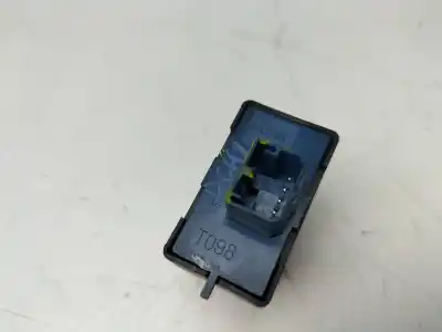 Second-hand car spare part right front power window switch for fiat doblo ii (152) pop oem iam references t098  