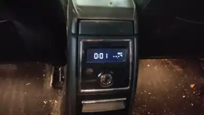 Peça sobressalente para automóvel em segunda mão display gps / multimídia por skoda suberb (3t4) ambition referências oem iam 3t0919201