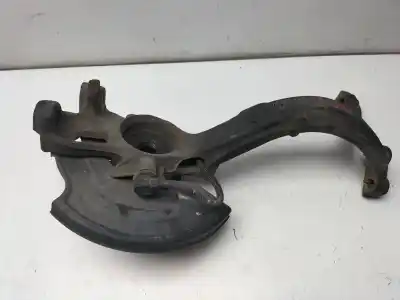 Recambio de automóvil de segunda mano de MANGUETA DELANTERA IZQUIERDA para VOLKSWAGEN PASSAT BERLINA (3B3)  referencias OEM IAM 8D0407257  