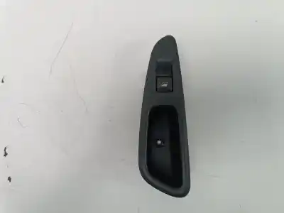 Pezzo di ricambio per auto di seconda mano comando alzacristalli posteriori destro per peugeot 308 sw confort riferimenti oem iam 96573850