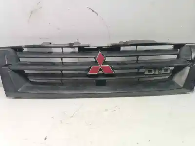 Автозапчастина б/у ПЕРЕДНЯ РЕШІТА для MITSUBISHI MONTERO (V60/V70)  Посилання на OEM IAM MR387981  MR387981