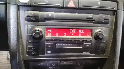 Peça sobressalente para automóvel em segunda mão SISTEMA DE ÁUDIO / RÁDIO CD por AUDI A4 B6 (8E2)  Referências OEM IAM   