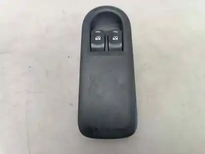 Peça sobressalente para automóvel em segunda mão botão / interruptor elevador vidro dianteiro esquerdo por renault clio iii confort dynamique referências oem iam 8200356519