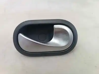 Peça sobressalente para automóvel em segunda mão puxador interior dianteiro direito por renault clio iii confort dynamique referências oem iam 310580