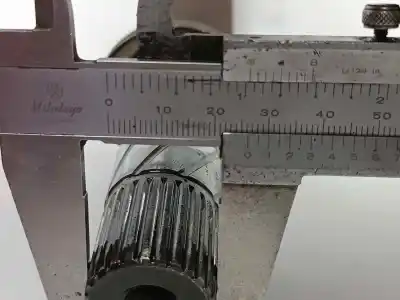 Автозапчастина б/у передня права трансмісія для renault kangoo (f/kc0) express campus посилання на oem iam 8200535800  8200535800