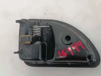 Автозапчастина б/у усередині передня права ручка для renault kangoo (f/kc0) express campus посилання на oem iam 8200247803  8200247803