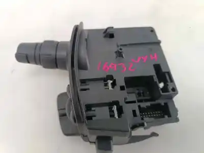 Pezzo di ricambio per auto di seconda mano comando pulito per renault clio iii pack authentique riferimenti oem iam 8201359195  8201359195