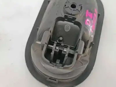 Second-hand car spare part interior left front handle for renault clio iii pack authentique oem iam references 310579  310579