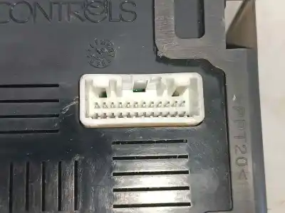 Second-hand car spare part electronic module for renault clio iii pack authentique oem iam references 8200383473  8200383473