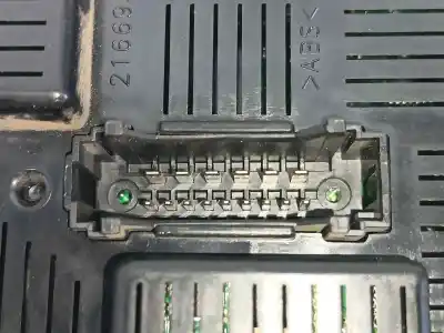 Second-hand car spare part electronic module for renault clio iii pack authentique oem iam references 8200383473  8200383473