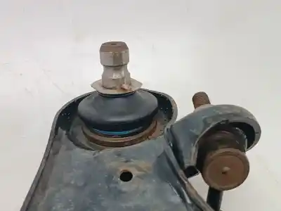 Pezzo di ricambio per auto di seconda mano braccio sospensione inferiore anteriore destro per nissan navara pick-up (d40m) double cab le 4x4 riferimenti oem iam 54500  54500