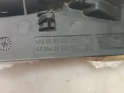 Автозапчастина б/у ліва задня внутрішня ручка для peugeot 307 break/sw (s2) sw pack посилання на oem iam 9643604577  