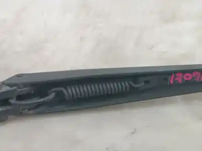 Автозапчасти б/у левый передний рычаг стеклоочистителя за opel astra j lim. sportive 125 cv / 92 kw ссылки oem iam 3392125736  3392125736