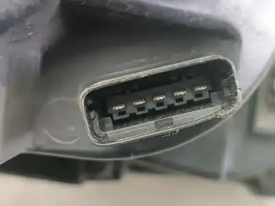 Second-hand car spare part left headlight for renault clio iii pack authentique oem iam references 8200459824  8200459824