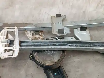 Second-hand car spare part driver left window regulator for peugeot partner (s2) combi plus oem iam references 9221a4  9221a4