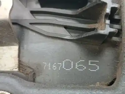 Second-hand car spare part left front door lock for bmw x3 (e83) 2.0d oem iam references 7167065  7167065