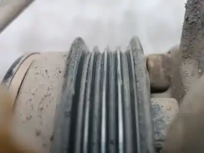 Pezzo di ricambio per auto di seconda mano compressore aria condizionata per land rover discovery (salljg/lj) tdi riferimenti oem iam 4472003438  4472003438