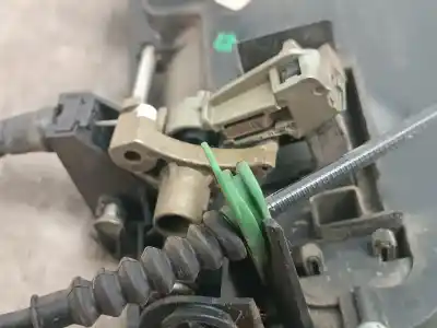 Second-hand car spare part exterior left rear door handle for bmw x3 (e83) 2.0d oem iam references 3330983  3330983