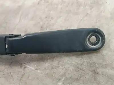 Second-hand car spare part front right windshield wiper arm for volvo v40 r-design oem iam references 31276060  31276060