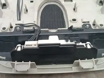 Second-hand car spare part interior light for volvo v40 r-design oem iam references 39828784  39828784