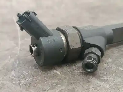 Second-hand car spare part injector for renault scenic (ja..) 1.9 dci authentique oem iam references 8200100272  8200100272